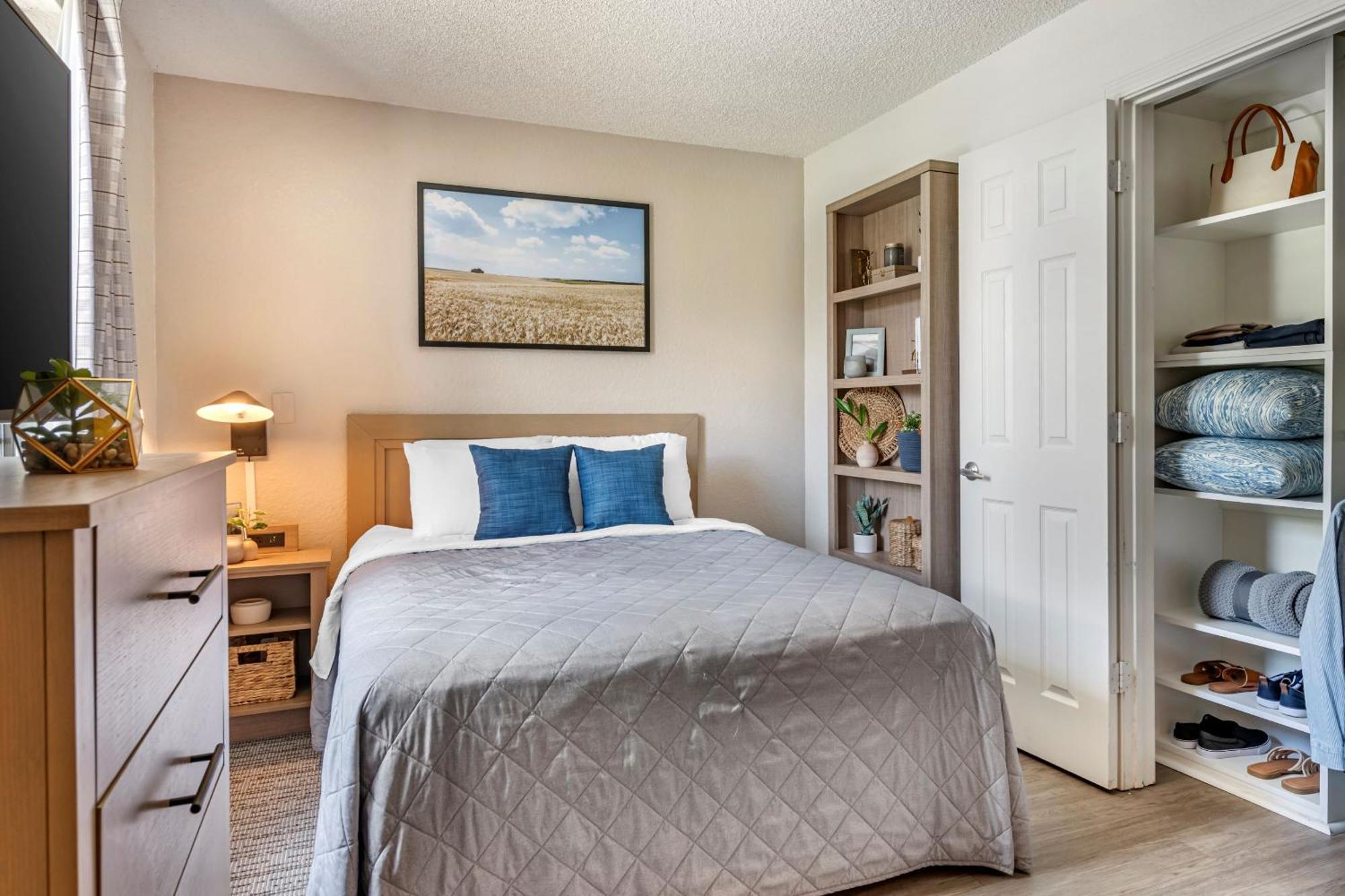 Intown Suites Extended Stay Marietta Ga - Town Center كينيساو المظهر الخارجي الصورة
